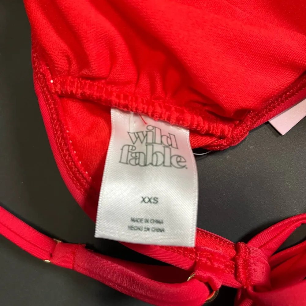 WILD FABLE Hot Bold Bikini Top Women’s Swimsuit Top NWT Sz XXS Removable Pads - Image 6