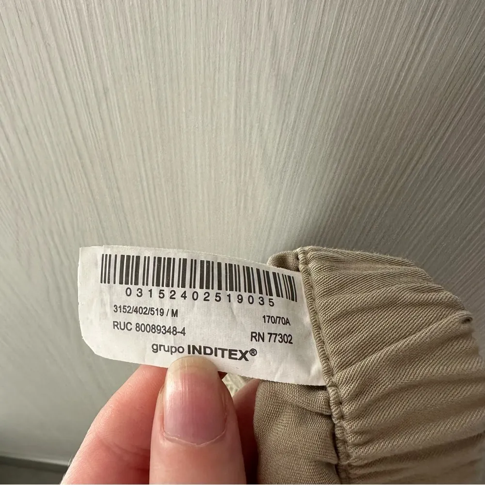 Zara women’s beige joggers​ size medium - Image 4