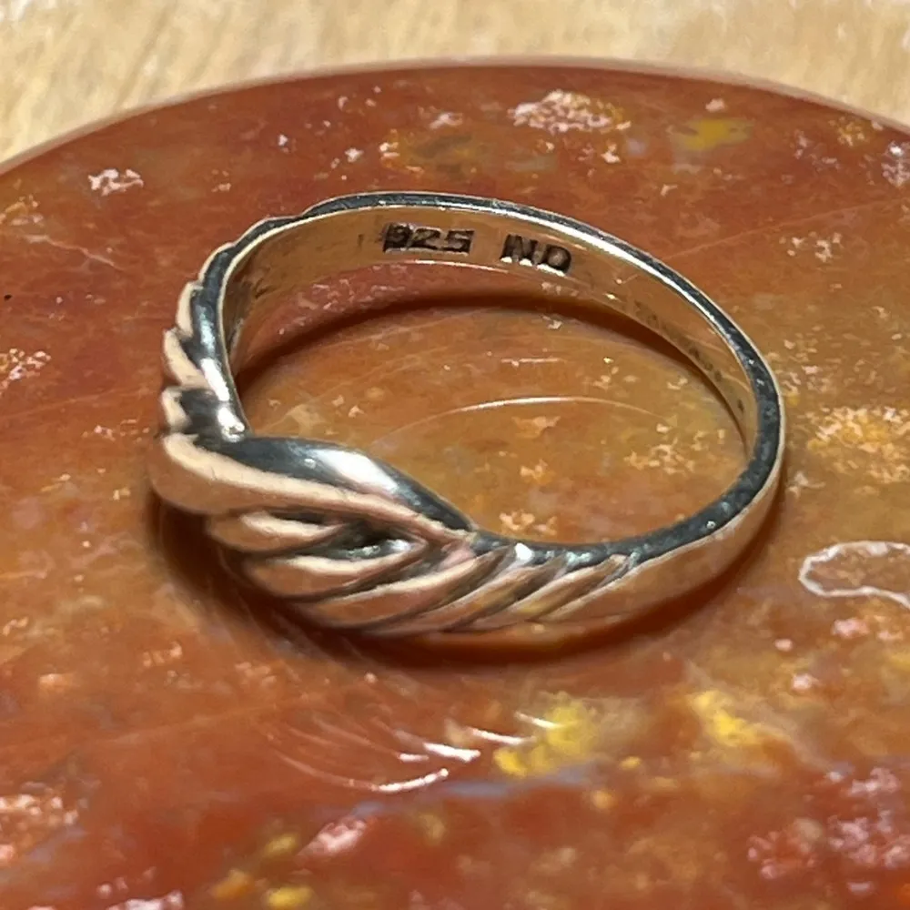 Twisty 925 Sterling Silver Ring - Image 9