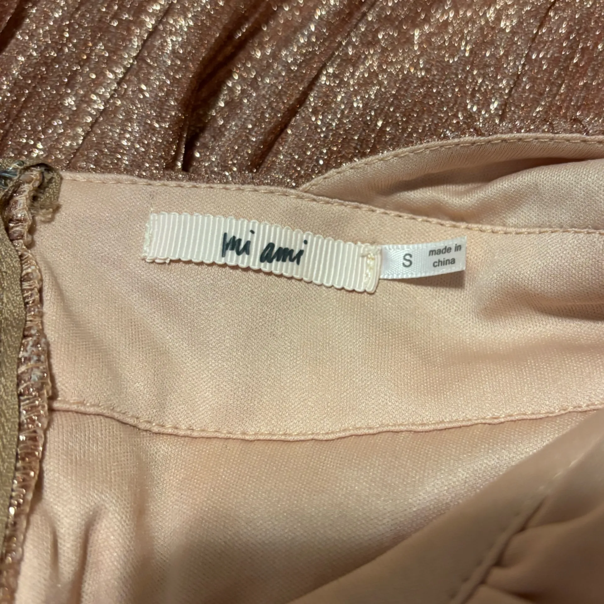 Alice V-neck Shine Swing Dress - Image 7