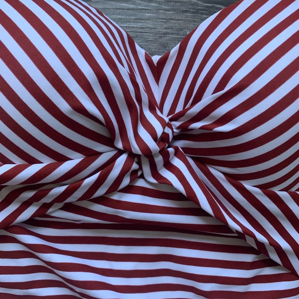 NWT Kona Sol Red & White Striped Twist Bandeau One Piece Swimsuit S - Image 5