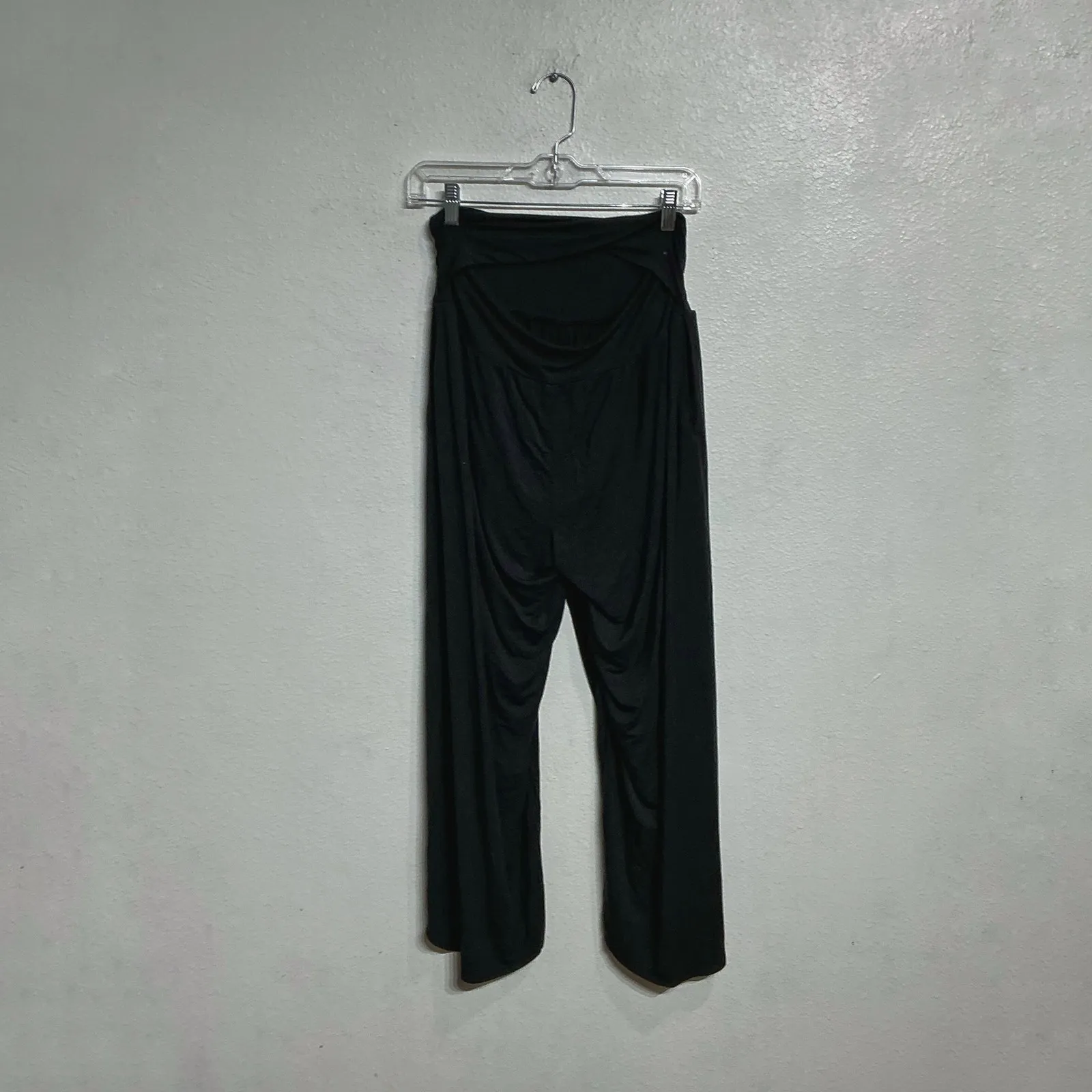 Athleta Black Release High Rise Pants Sz M - Image 2