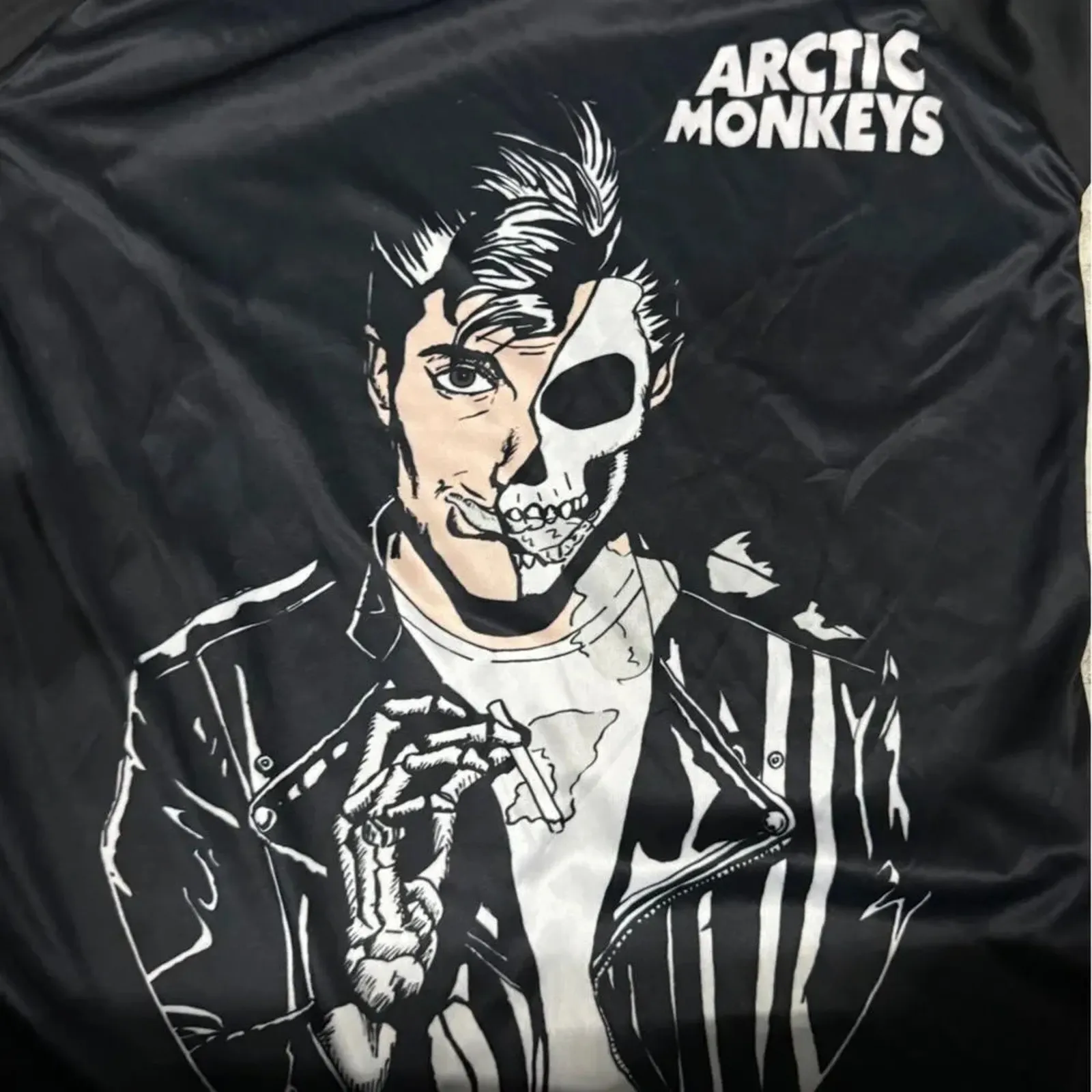 ARCTIC MONKEYS Smoking Skeleton T - Image 4