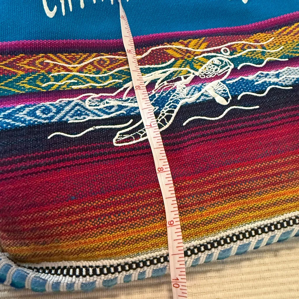 Cayman Islands Souvenir Crossbody Bag – Colorful Woven Turtle Design Blue - Image 5