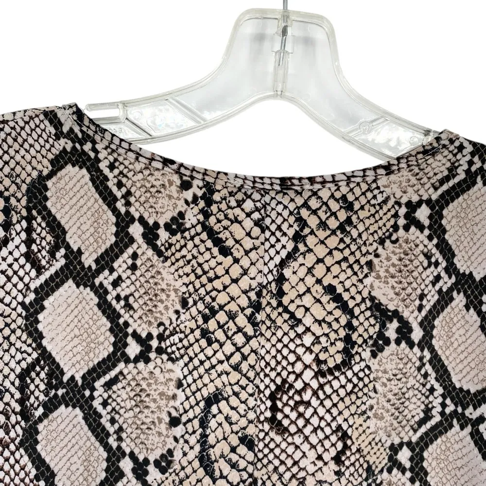 Jodifl Snakeskin Print Oversized Flowy Top - Image 7