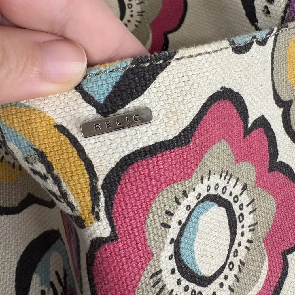 Relic Cotton Canvas Multicolor Floral Cross-Body Purse Medium Bag Boho Casual - Image 8