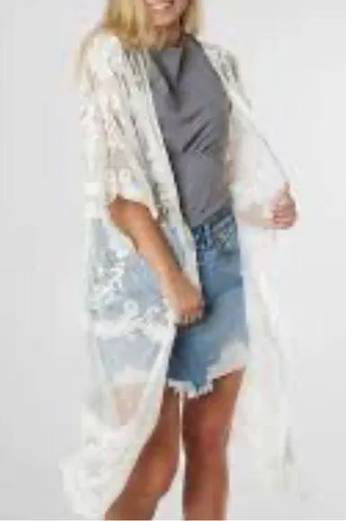 NWT Dizzy Lizzy Women's Sheer Lace Cream Embroidered Mesh Flyaway Kimono White Size L - Image 2