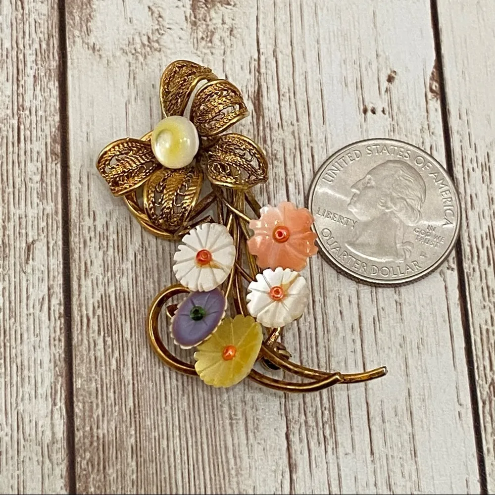 Vintage Flower Mother of Pearl Filigree Brooch - Image 6