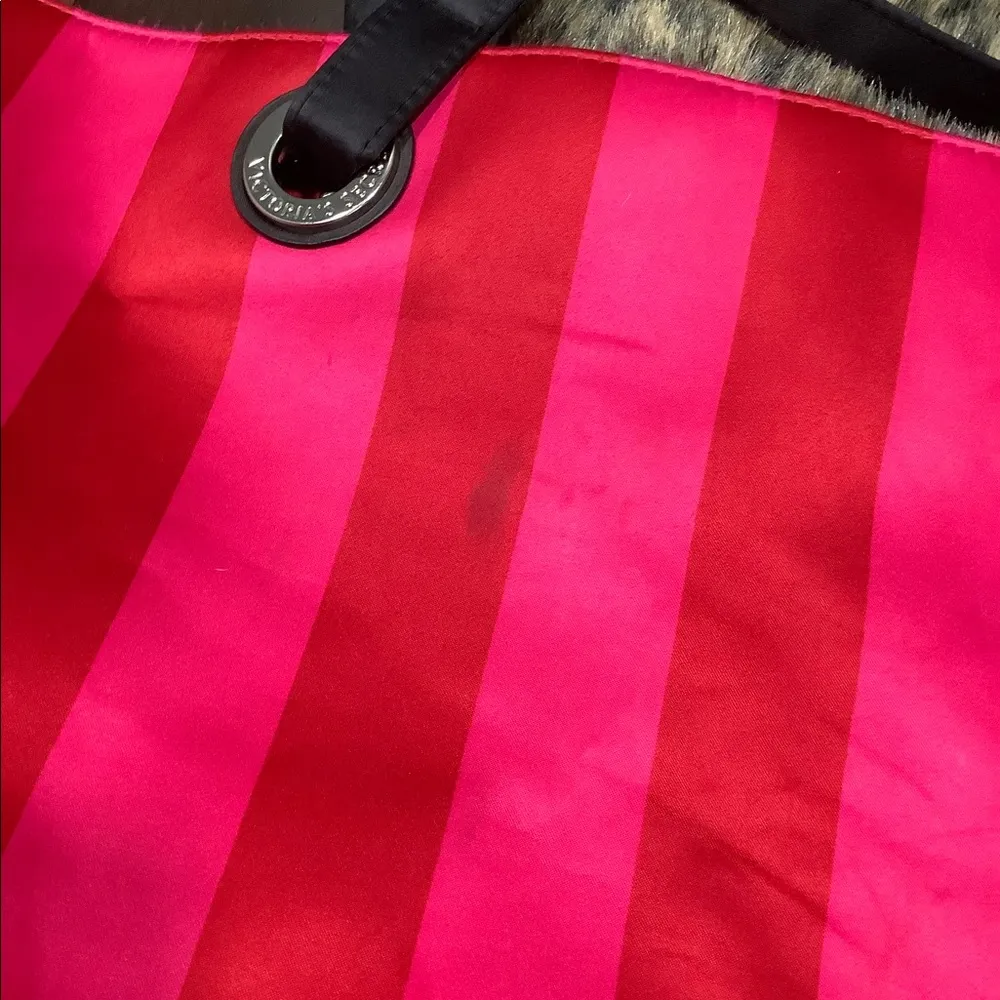 VICTORIAS SECRET LARGE TOTE - Image 6
