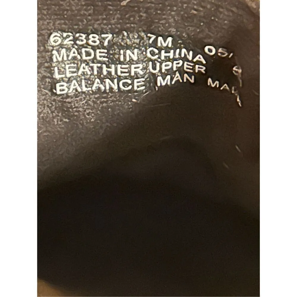 Clark’s Artisan 62387 Mill River Black Slip On Mule shoes Women's US Size 7 M - Image 8