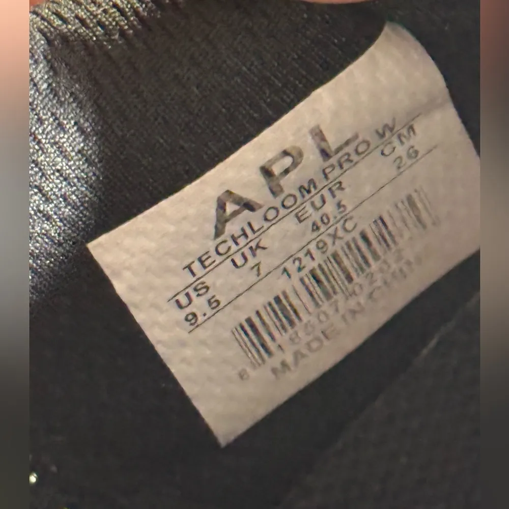 APL Techloom Pro Tennis Shoes - Image 8