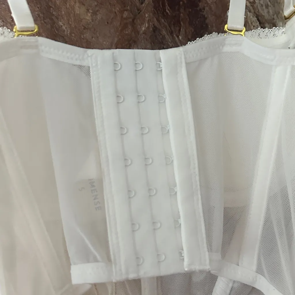 Commense Floral Semi - Image 6