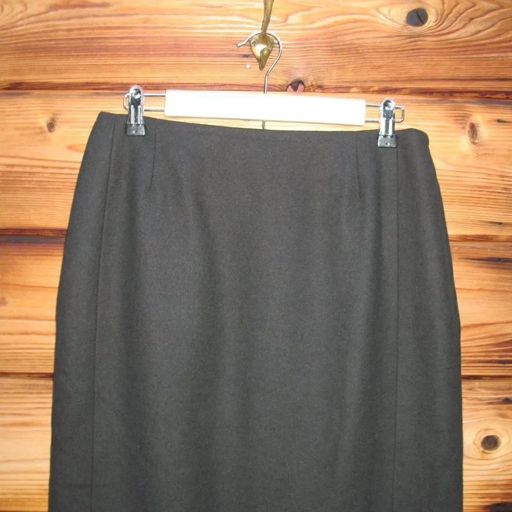 Akris Punto Wool Angora Green Pencil Skirt - Image 3