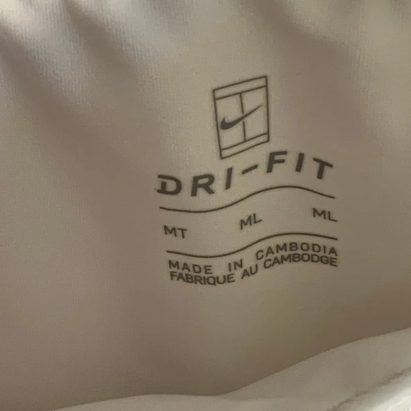 Nike Women's Tennis‎ Skort size MT - Image 2