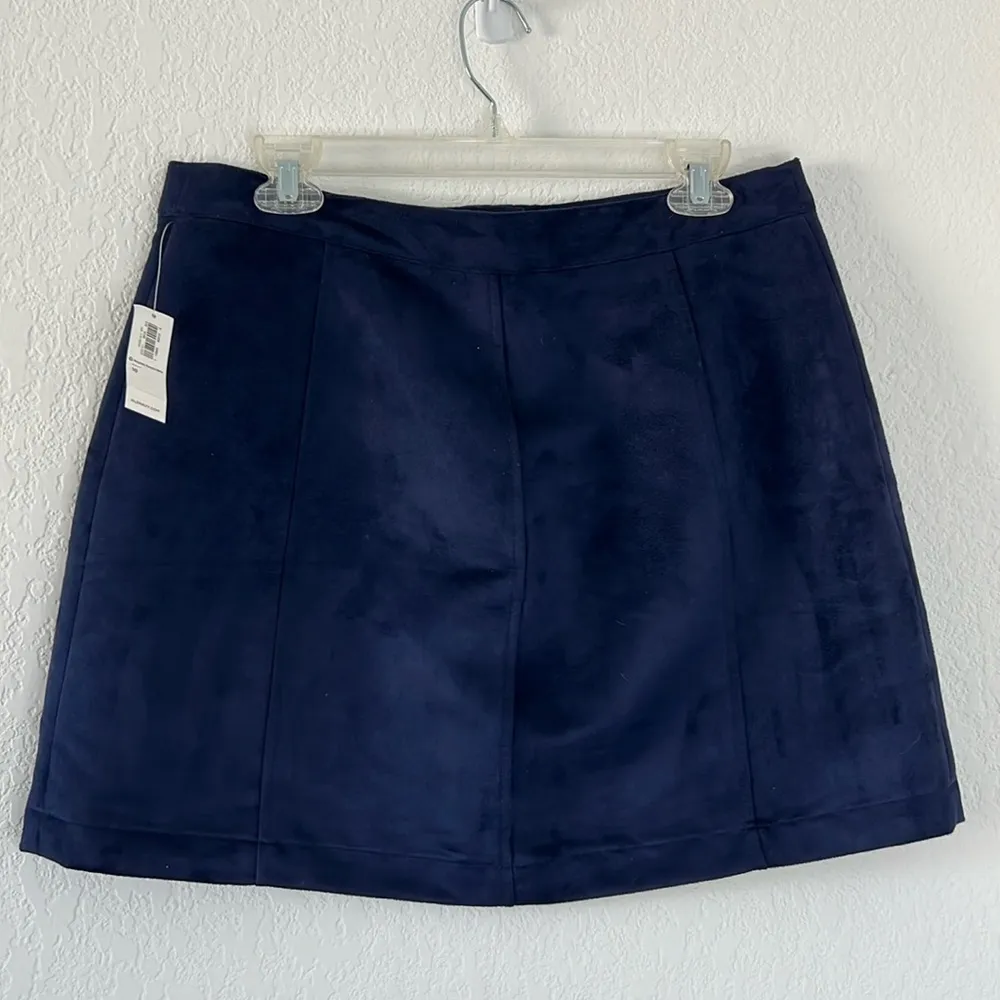 NWT Old Navy Navy Blue Suede Mini Skirt - Image 2