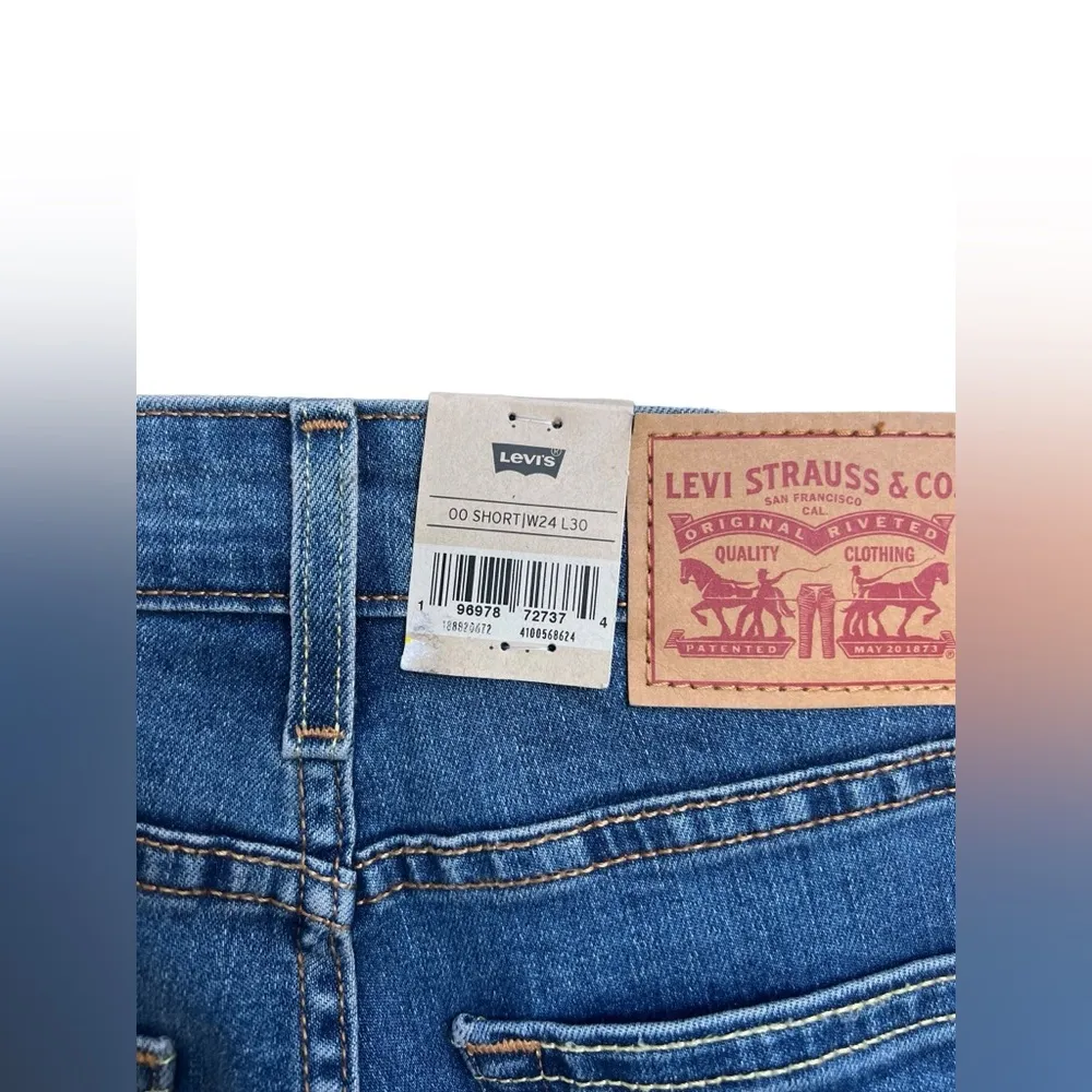 Levi’s 721‎ High Rise Skinny Distressed Women’s Jeans Size 00 Short. New! - Image 4