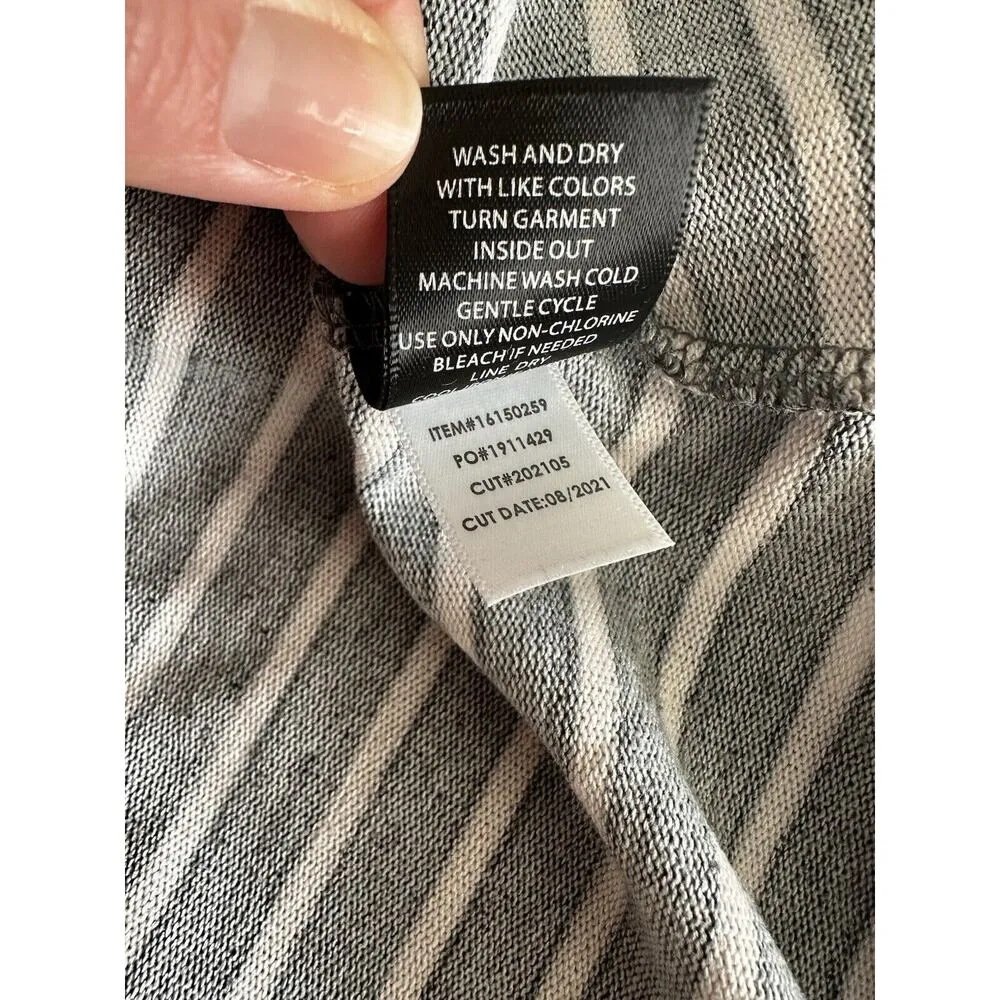 Torrid Item 16150259 Super Soft Stripe V-Neck High Low Tunic Gray White Size 2 - Image 6