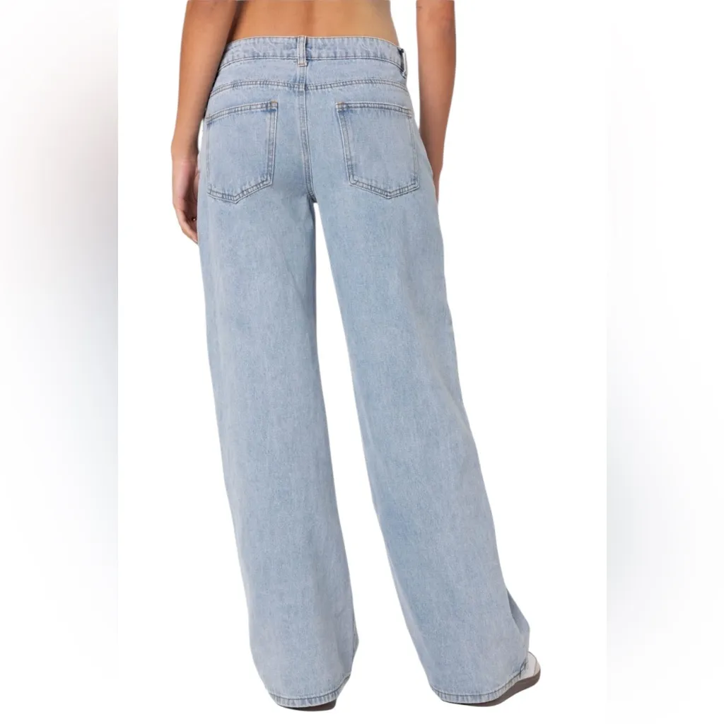 Edikted Raelynn Washed Low Rise Baggy Jeans- Size: Large - Image 4