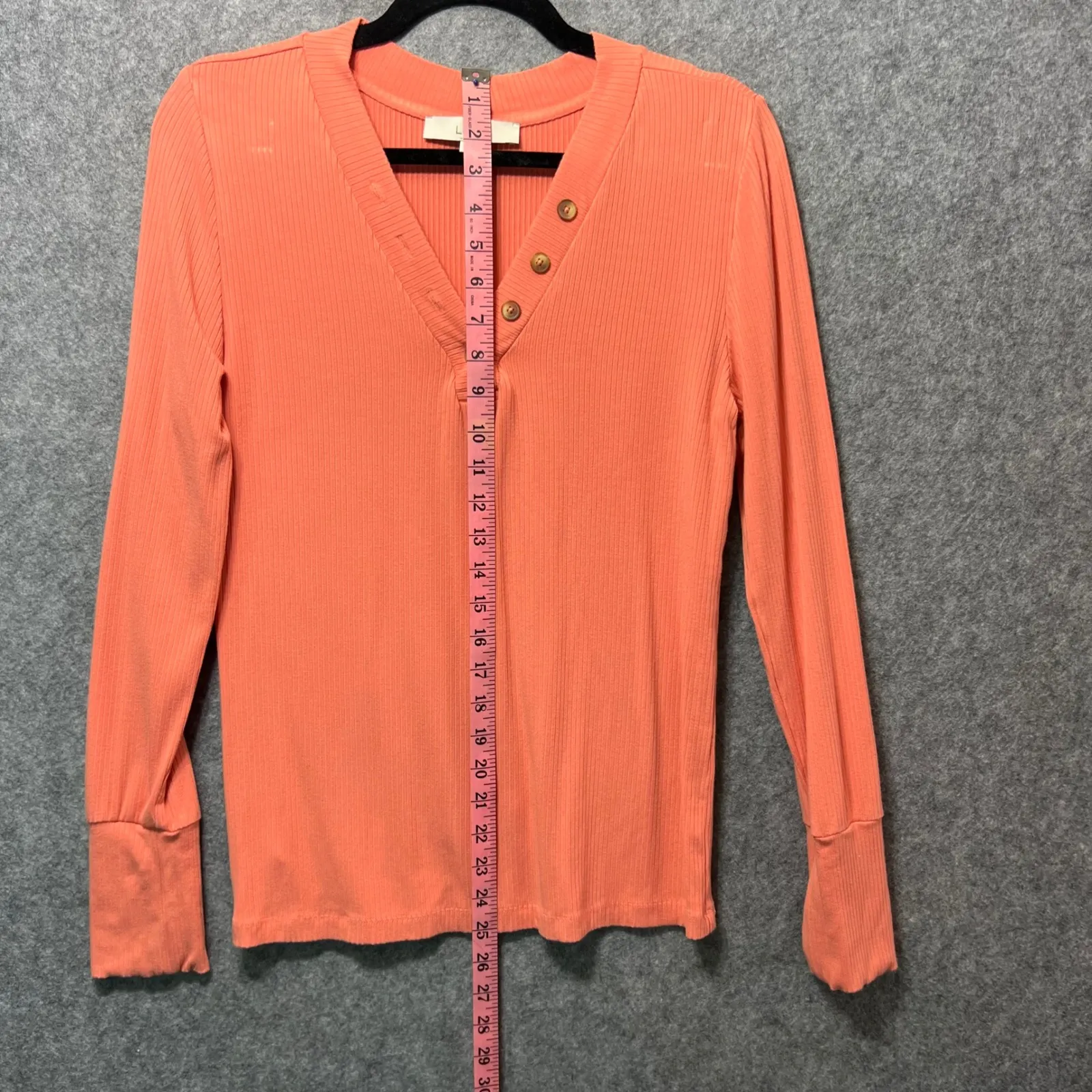 LOFT‎ Ribbed Henley Long Sleeve Shirt Coral V Neck Button Detail Size L - Image 5