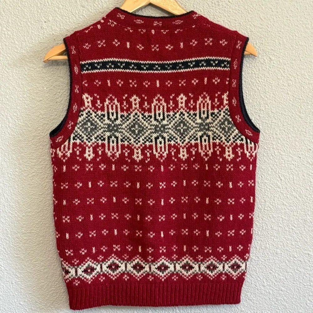 Vintage L.L. Bean Red Nordic Fair Isle Knit Vest Size Small Wool Blend - Image 4