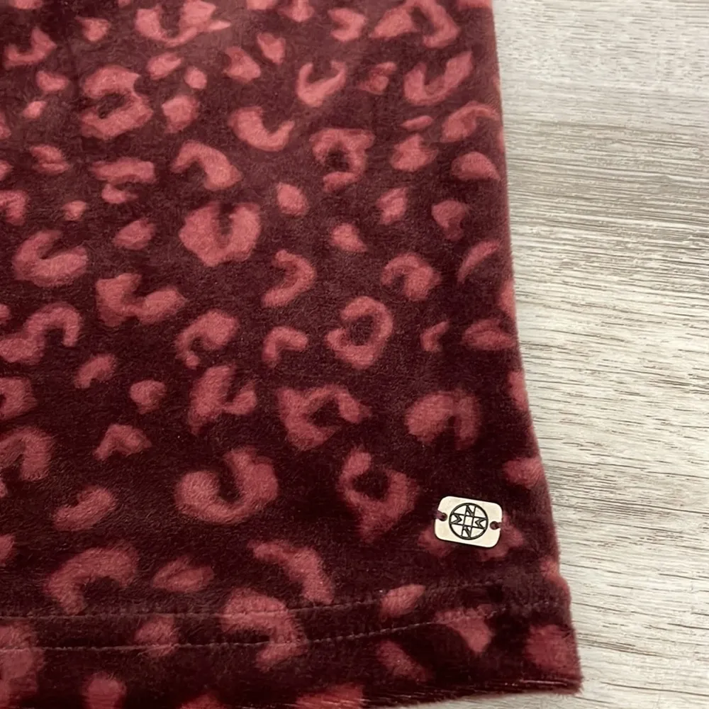 Red & Pink Animal Print Velvet Long Sleeve Pullover Sweatshirt XL - Image 8