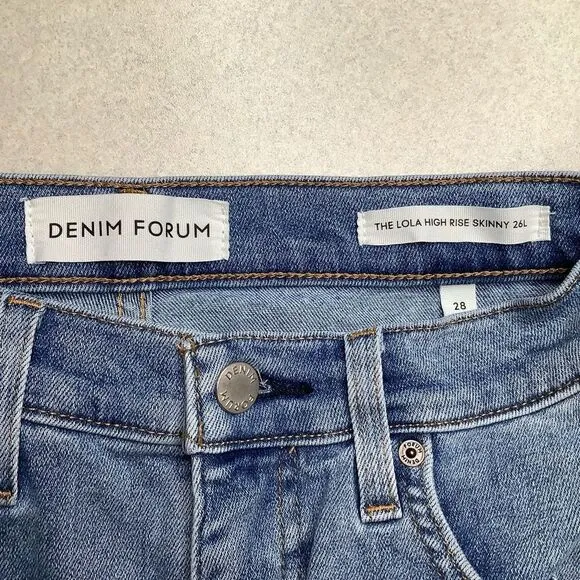 Denim Forum Lola High Rise Skinny 28X26 Light‎ Wash - Image 7