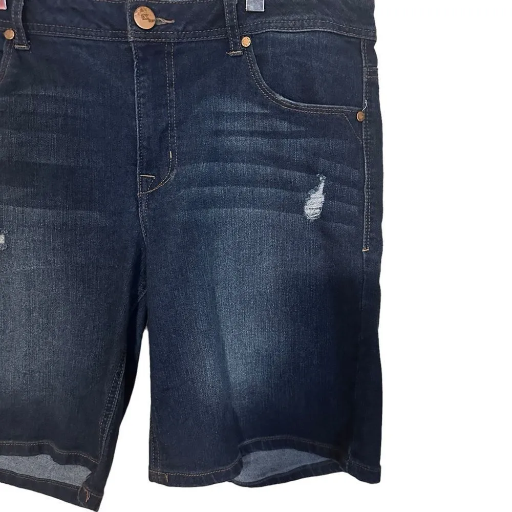 1822 Denim Dark Wash Lightly Distressed Denim Stretchy Shorts Size 14 - Image 6