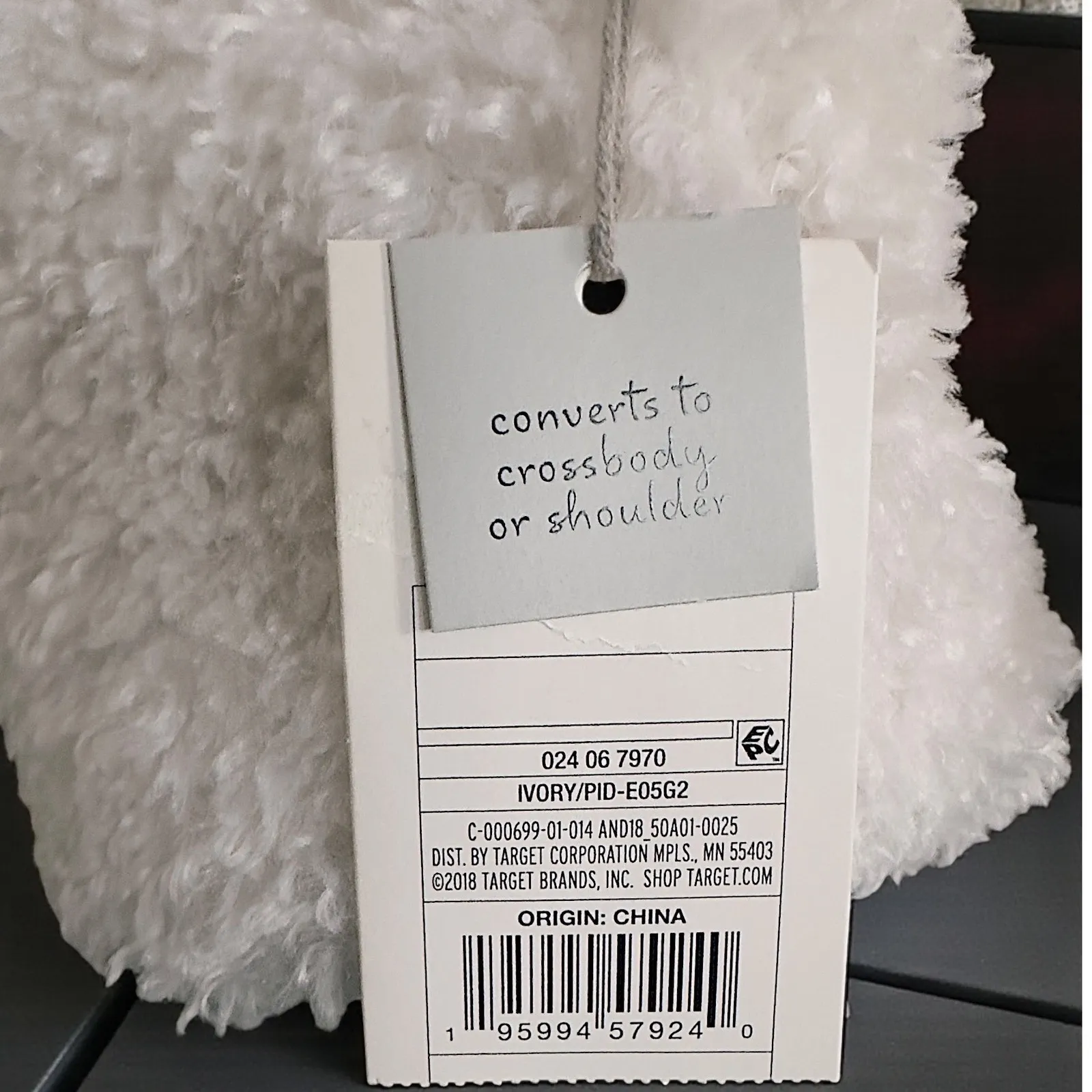 A New Day Fuzzy Sherpa Clutch Crossbody Purse Ivory Gold Chain - Image 8