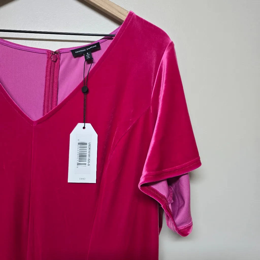 NWT Universal Standard Hot Pink  Velvet V-Neck Dress‎ Size 14-16 - Image 3
