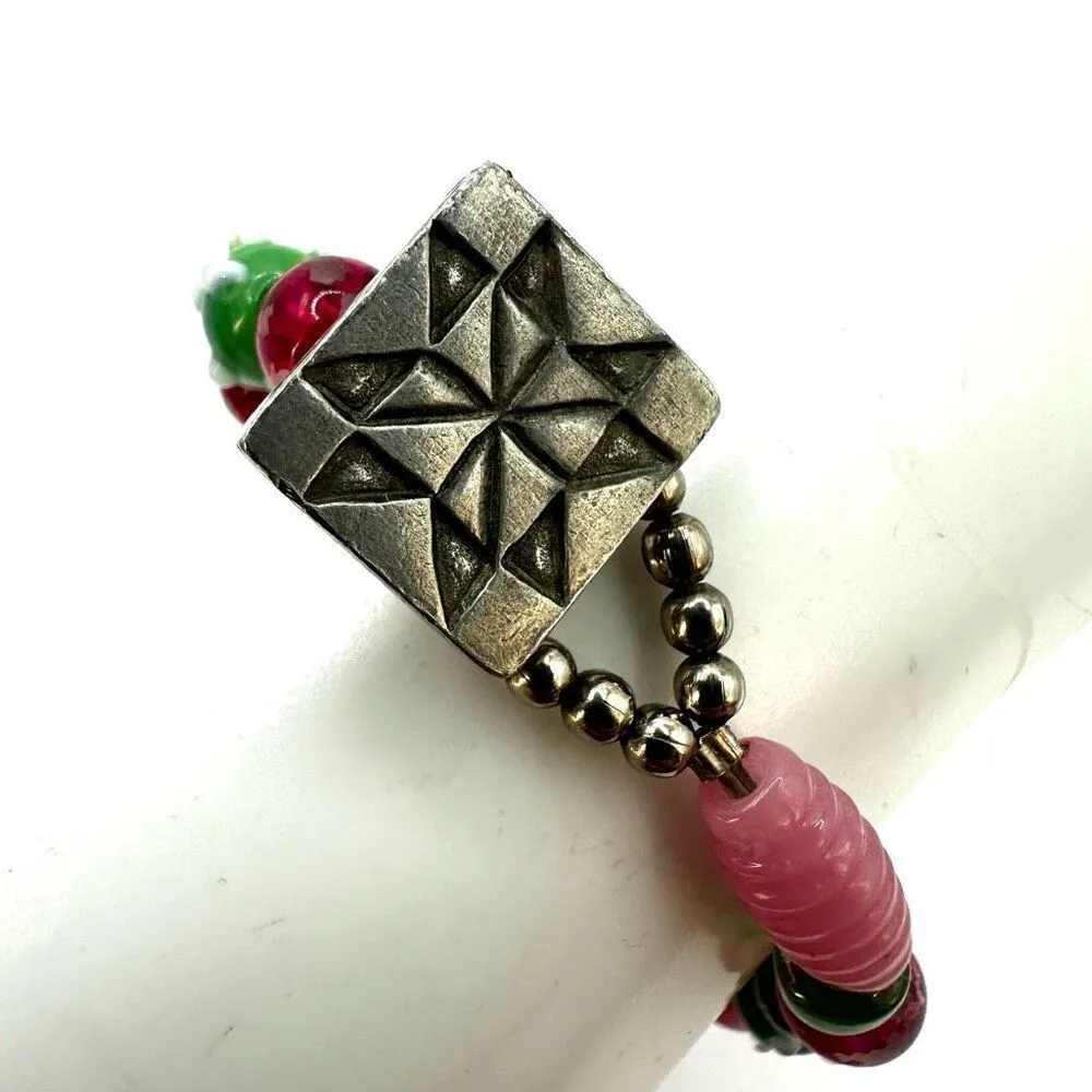 D.P. Limited pink and green beaded bracelet - Image 5