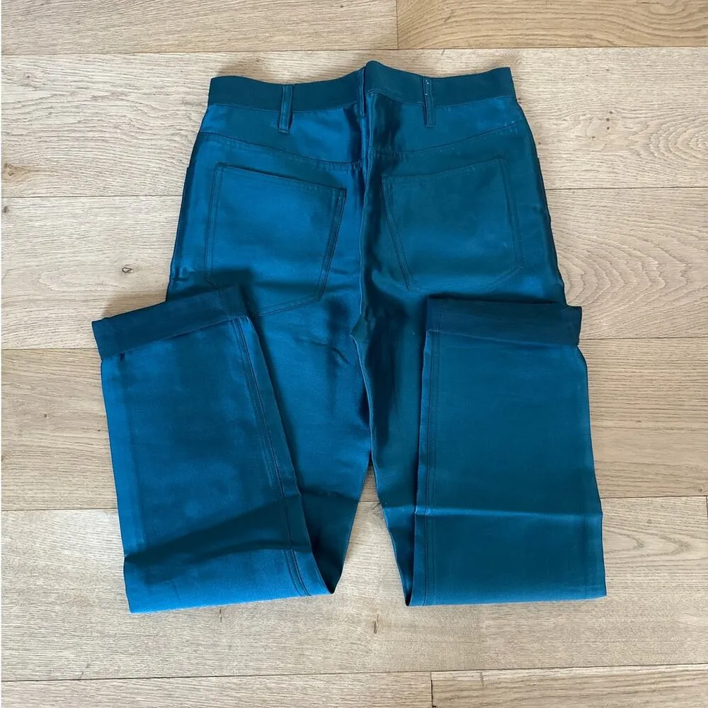 Creatures of Comfort - Image 4