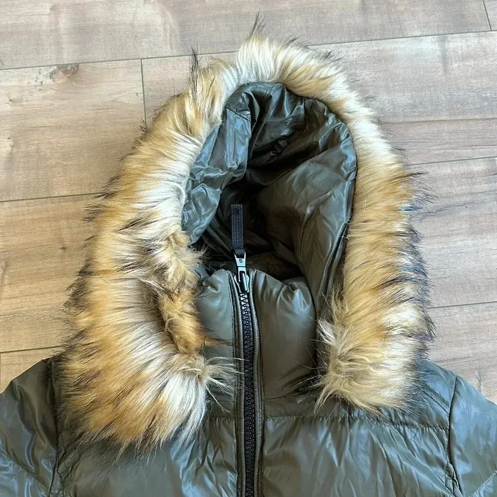 S13 Chalet Belted Faux Fur Trim Down - Image 4