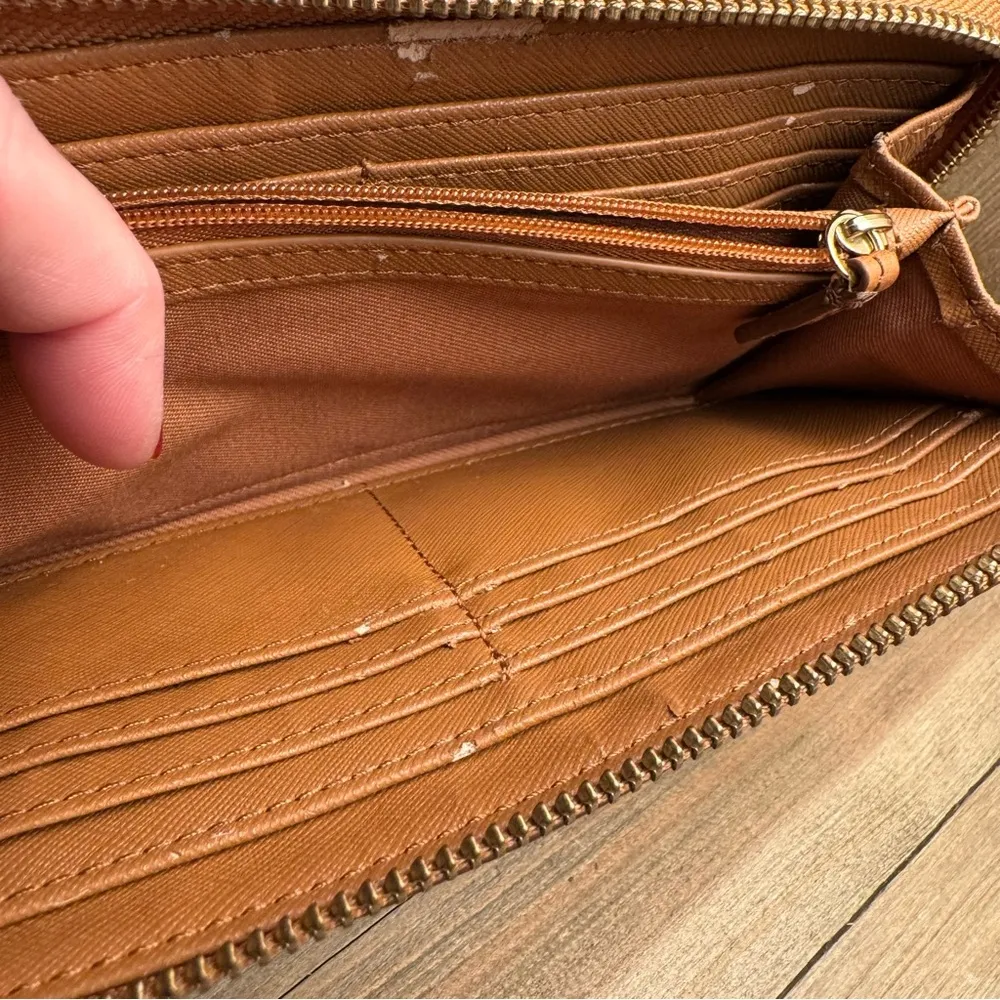 Fossil Wristlet Tan Pink‎ Red Salmon w/ Tons of Card Slots - Image 5