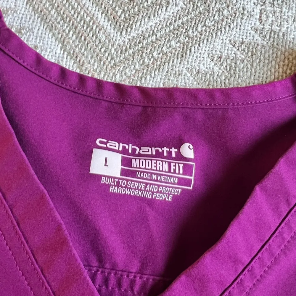 Carharrt blouse for nurses - Image 2