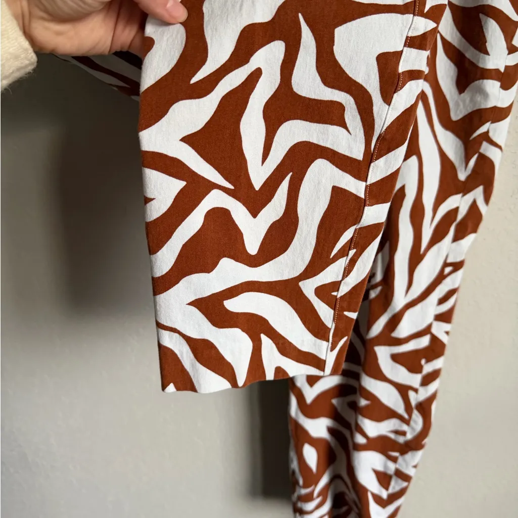 Spanx On-the-Go Slim Ankle Pant Brown White Clay Zebra Print Pull On Womens M - Image 3