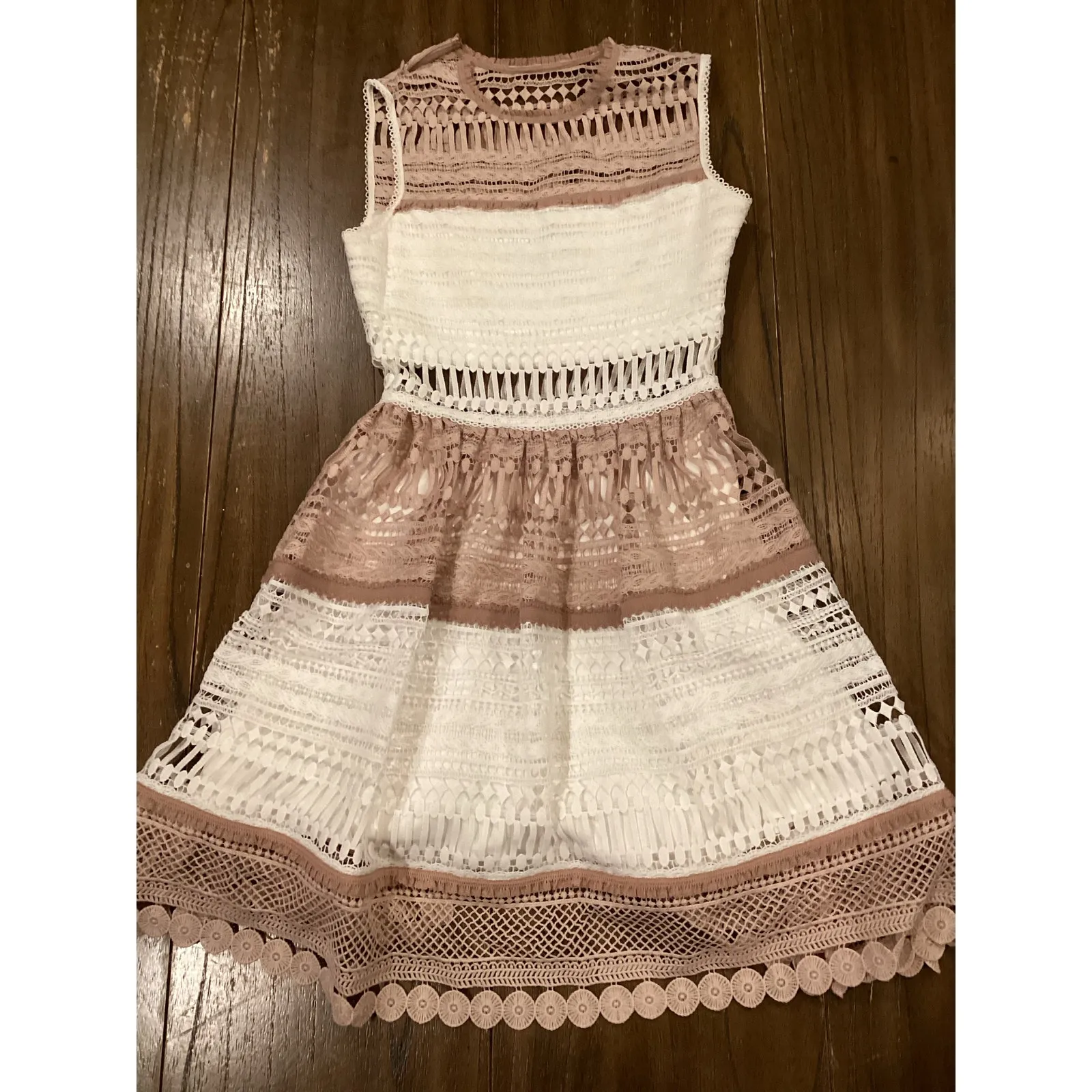Alexis Embroidered Lace Melania sleeveless fit flare mini Dress White & Beige XS - Image 6