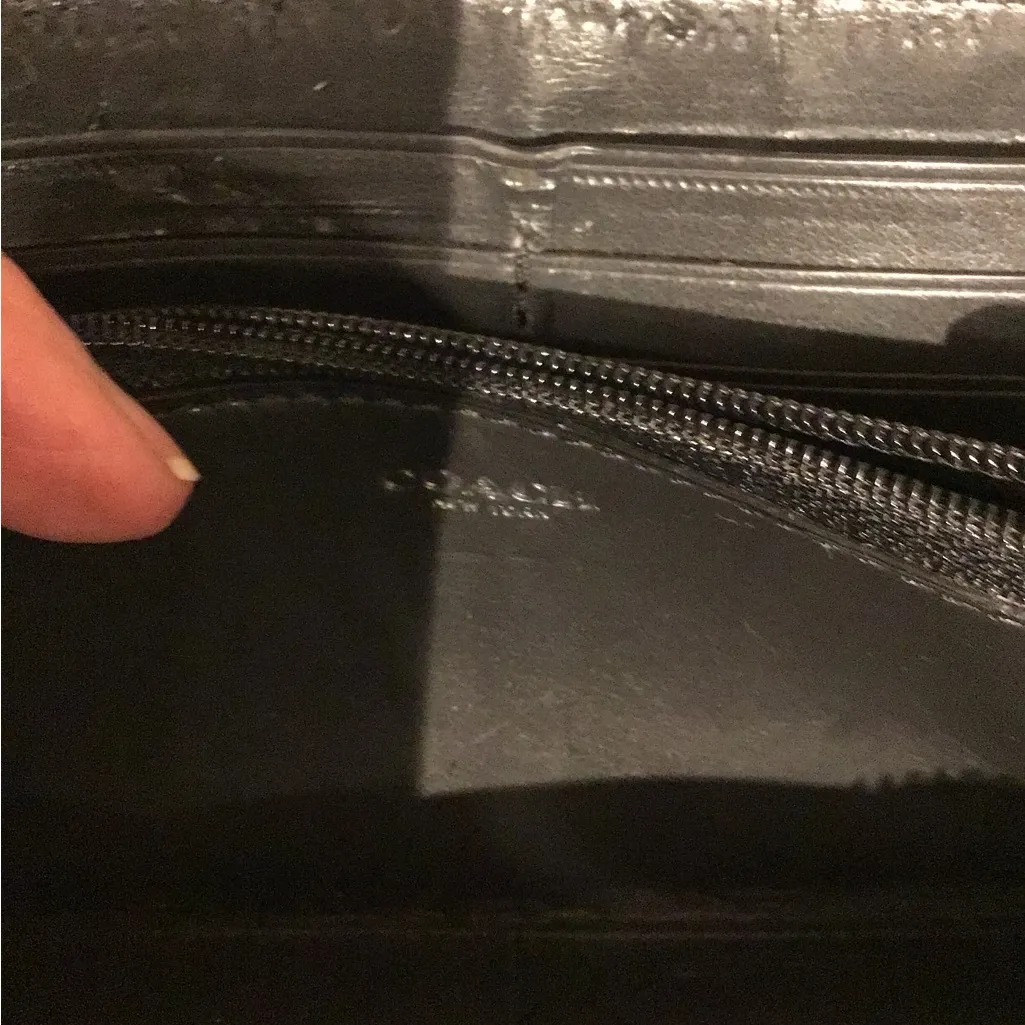 COACH SV/ SMOKE BLACK LEATHER SIGNATURE ACC ZIP WALLET - Image 6