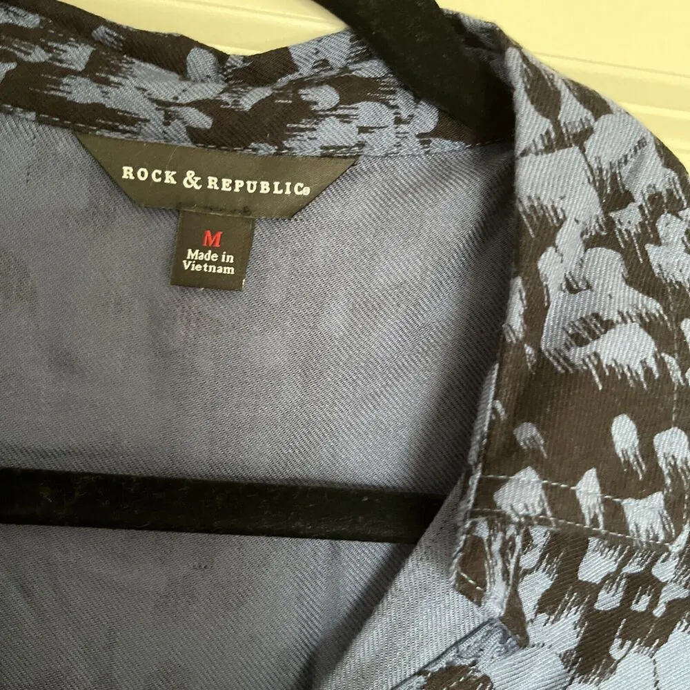 Rock & Republic Women’s Wrap Front Blouse Blue Black Floral Long Sleeve Sz M - Image 3