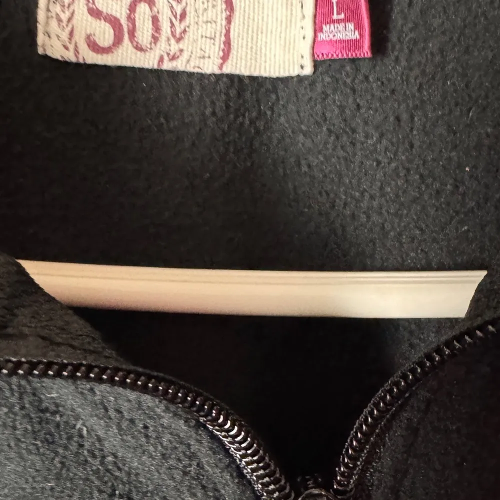 SO Black and Gray Quarter-Zip  Cold Weather Winter Pullover Sz L - Image 5