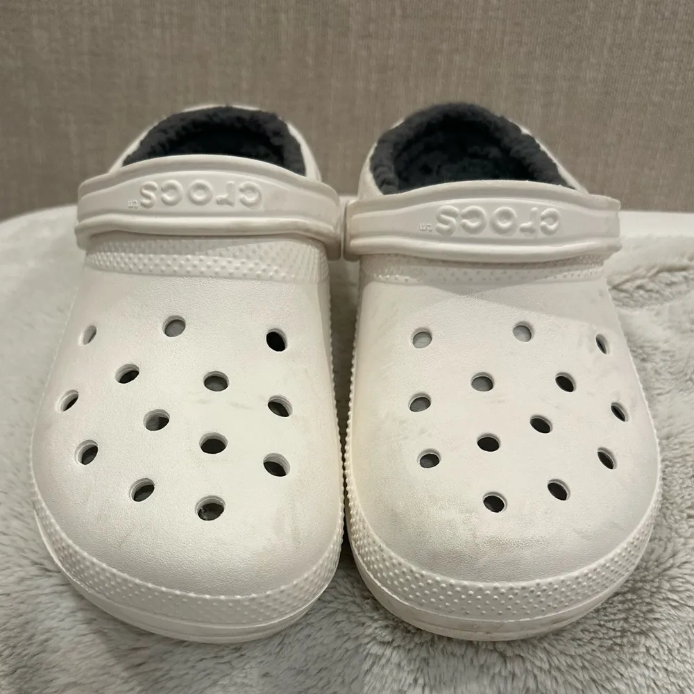 Crocs Shoes Clogs Classic Fur  White Clog Faux Slip On women’s 9/ men’s 7 - Image 2