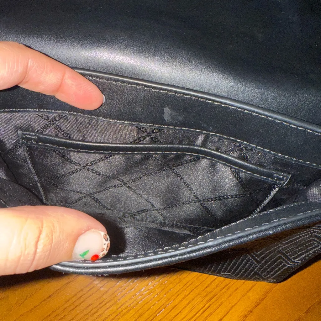 Michael Kors MK Logo Crossbody Bag Black Silver Chevron - Image 5