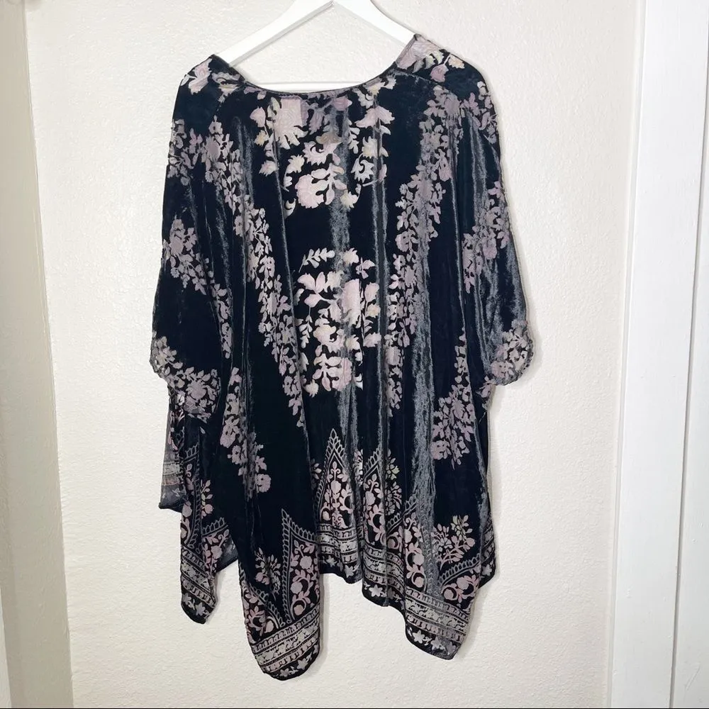 Matilda Jane Good Hart Cheekwood Velvet‎ Floral Kimono Size XS/S Whimsigoth Boho - Image 3