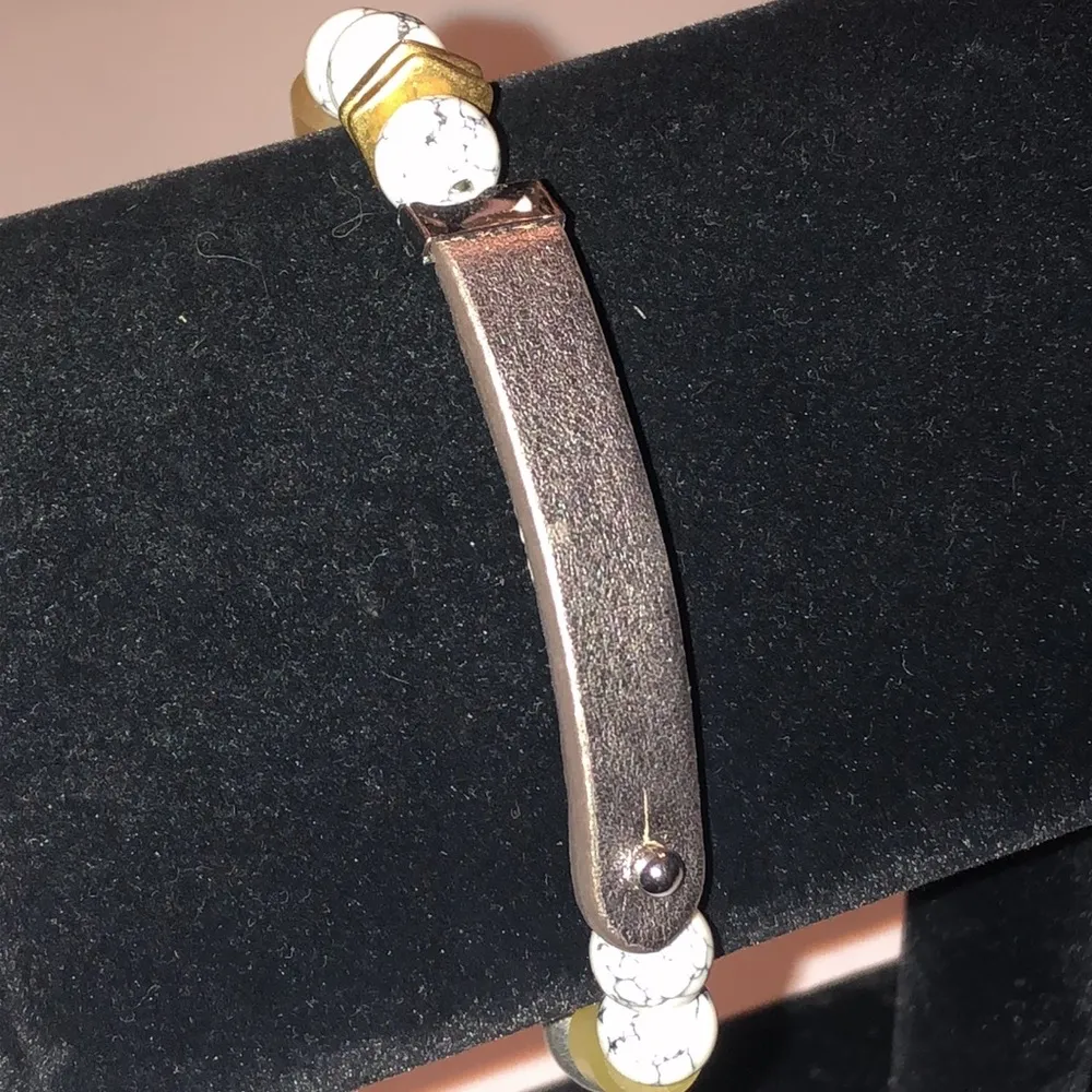 Keep Collective Howlite Yellow Beads Beaded Boho Stretch Bracelet - Image 6