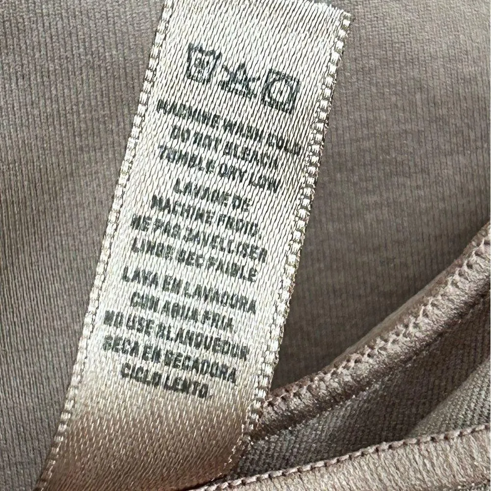 Skims Essential Mock Neck Long Sleeve Bodysuit Size L/XL - Image 3