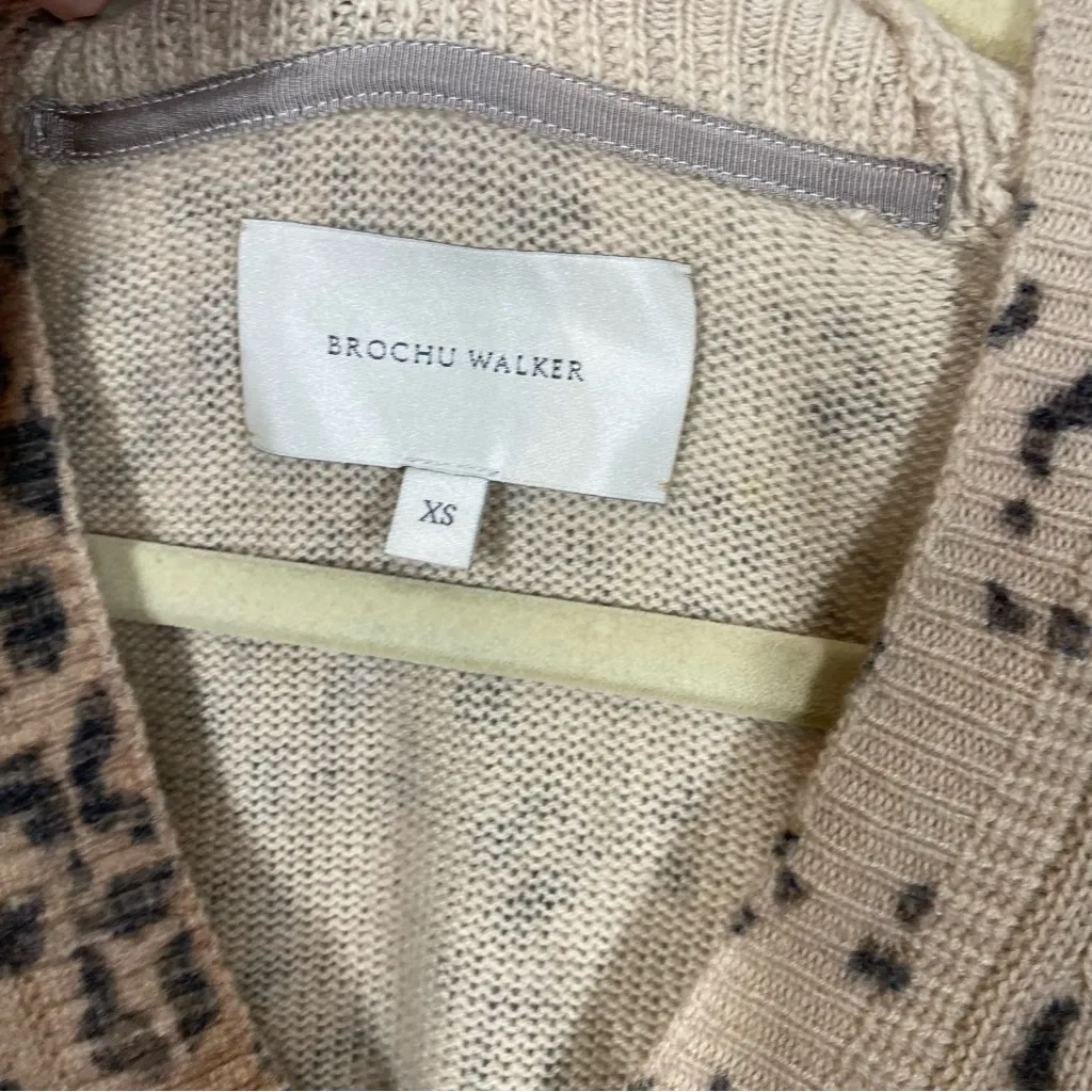 Brochu Walker Cashmere Wool Millie Leopard Printed Vee Boxy Cropped Sweater XS‎ - Image 3