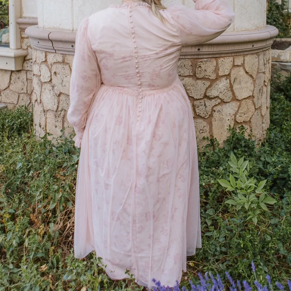 Ivy City Co Pink /Blush Floral Tulle Long Sleeves Ruffle Maxi Dress. Size 1X - Image 15