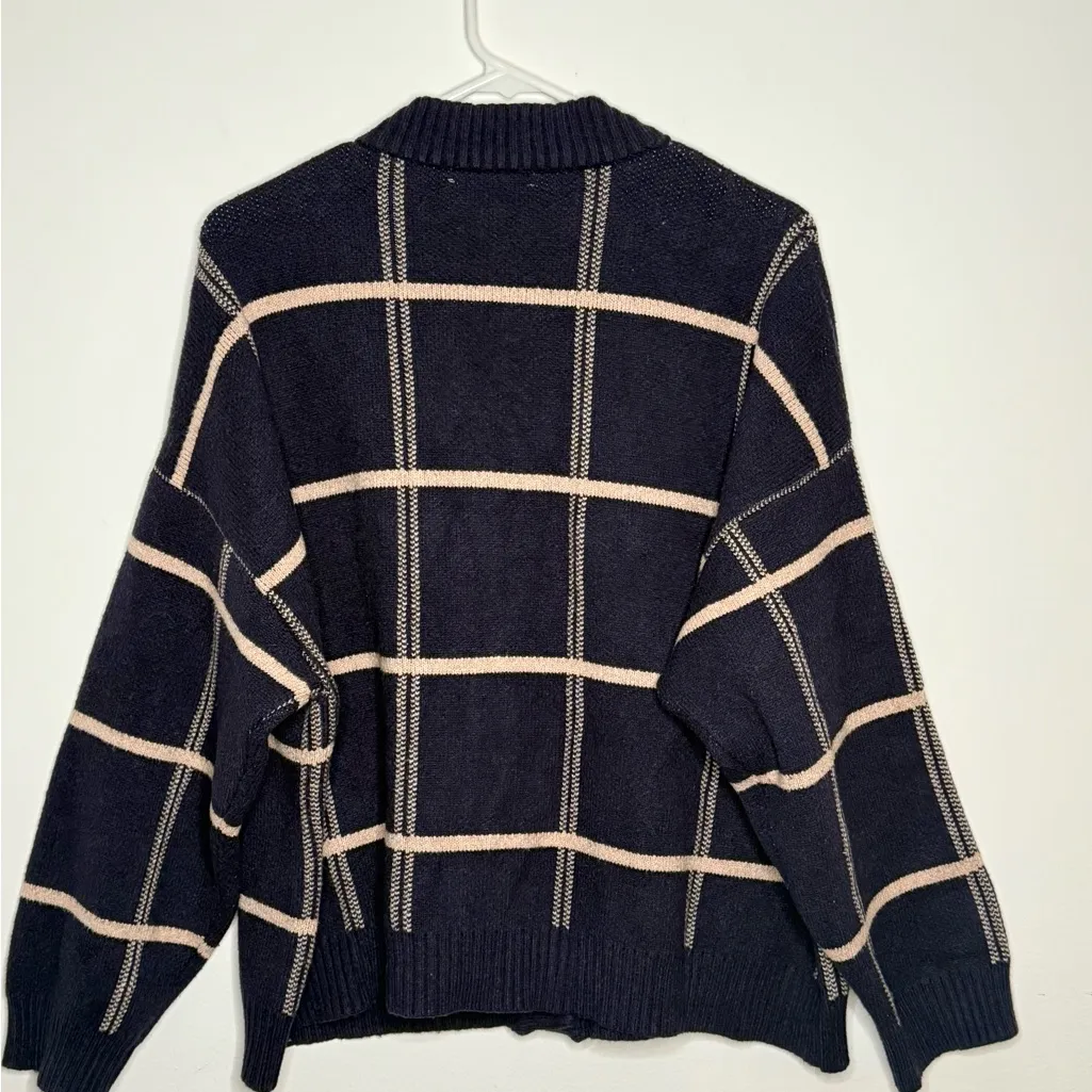 OAK + FORT Navy Blue Cream Women's Oversized Checkered Plaid Sweater Size Small - Image 6