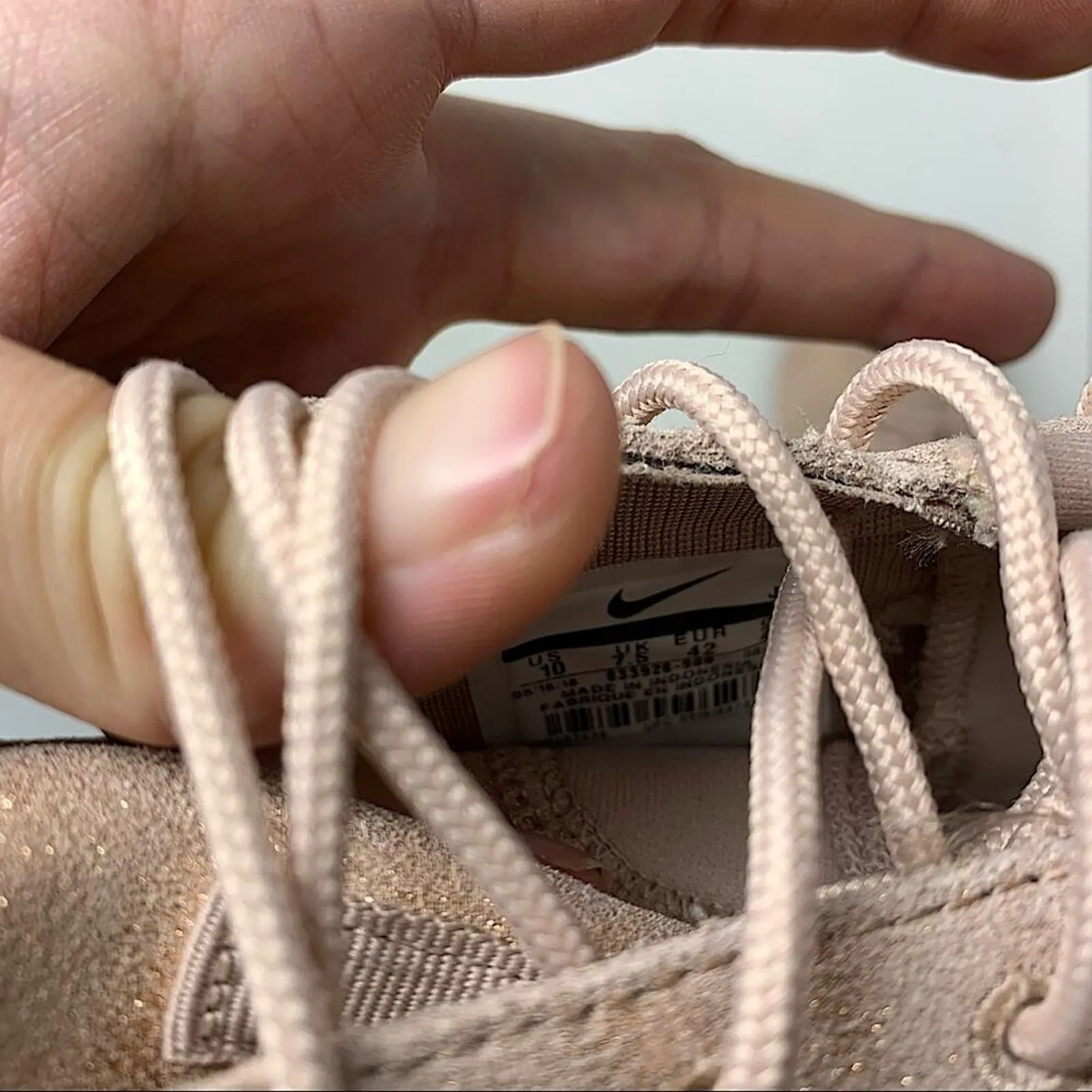 Nike Roshe Run Rose Gold Women’s Athletic Shoes Size 10 - Image 7