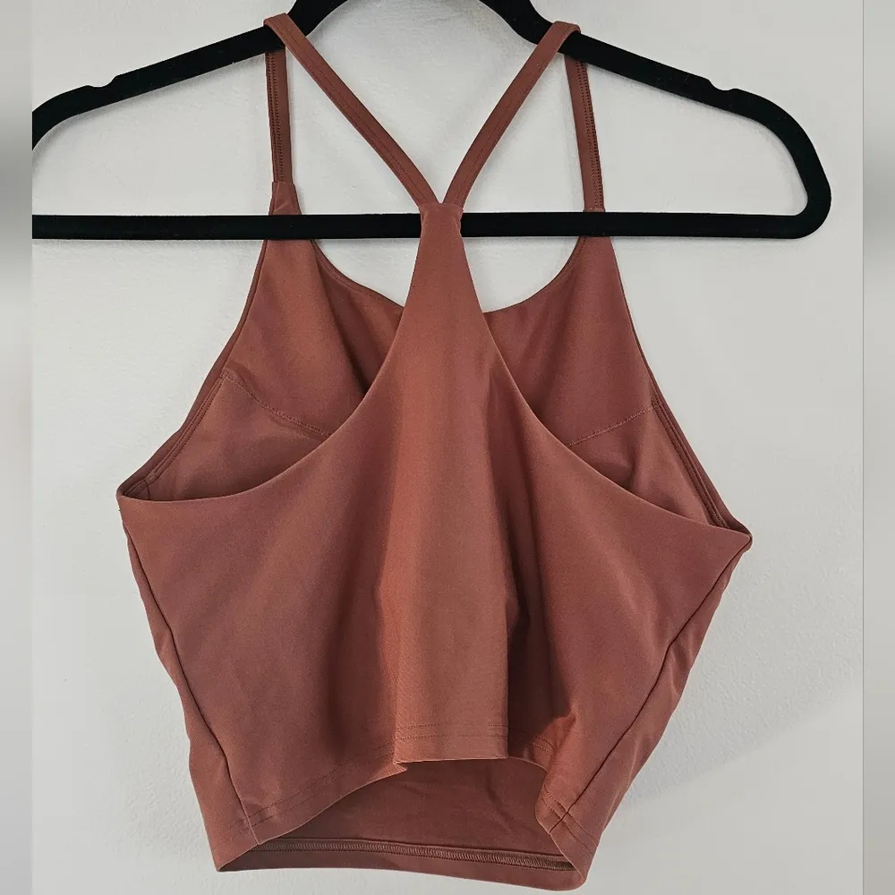Brown Old Navy Size Medium Workout Tank - Image 5