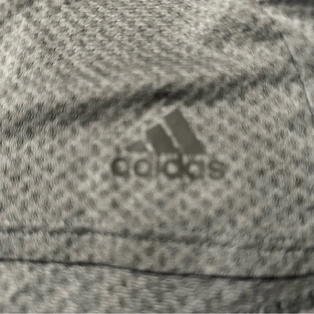 Adidas Energy Running women's grey mesh tank top size small - Image 4